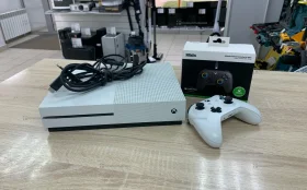 Приставка Xbox one s 1tb