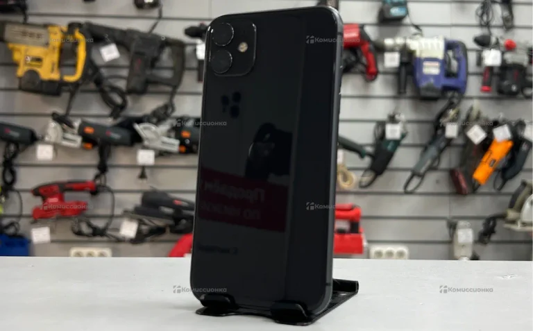 Apple iPhone 11 4/64 ГБ