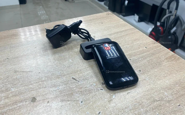 Alcatel One Touch 2004C