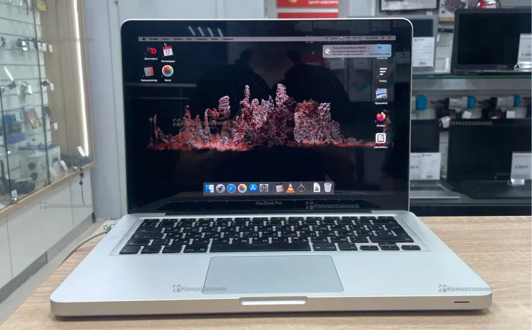MacBook Pro 13 2011 года 8/128Gb