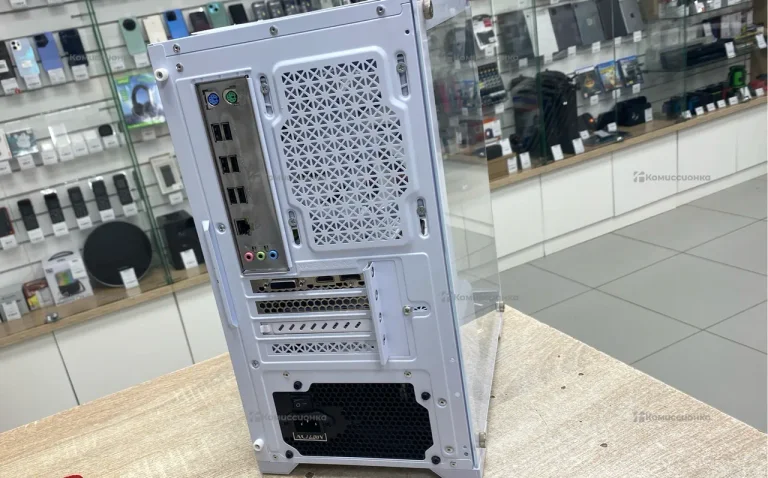 Системный блок   Белый