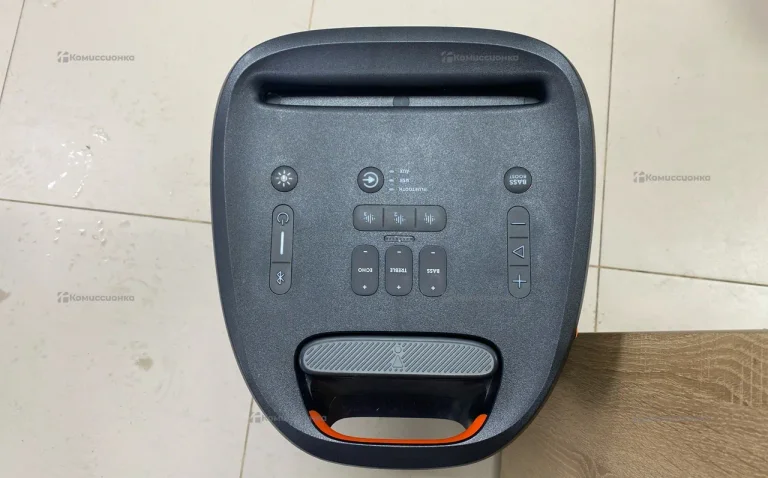 Колонка  JBLPatyBox 300