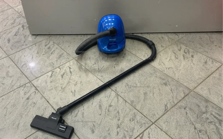 Пылесос Maxwell 1400w