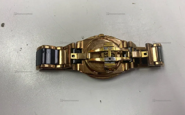 Часы  Jacques Lemans