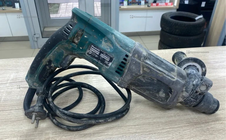 Перфоратор makita HR2470F