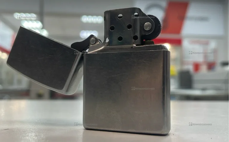 Зажигалка ZIPPO