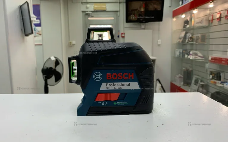 Лазерный невилир  Bosch Professional GLL 3-60 XG
