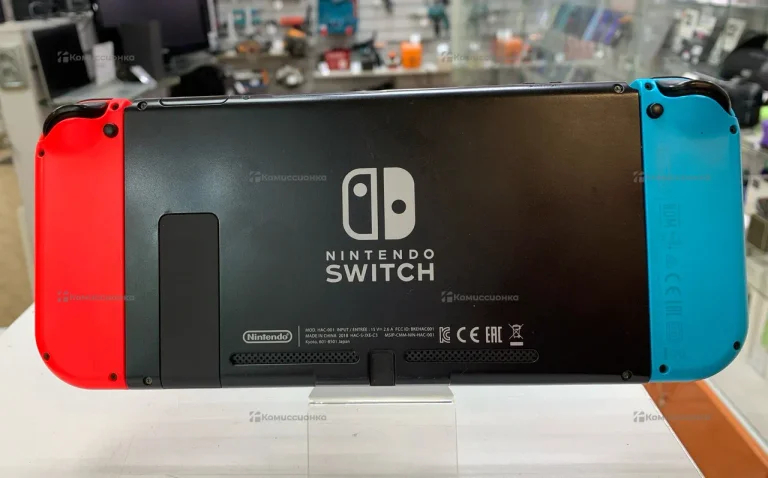 Приставка Nintendo Switch 32GB
