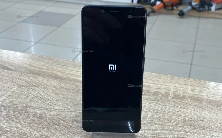 Xiaomi Redmi Note 5 4/64Gb