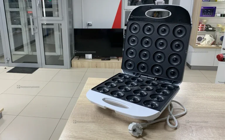 Вафельница DSP 1174