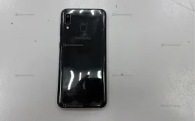 Samsung Galaxy A20 3/32 ГБ