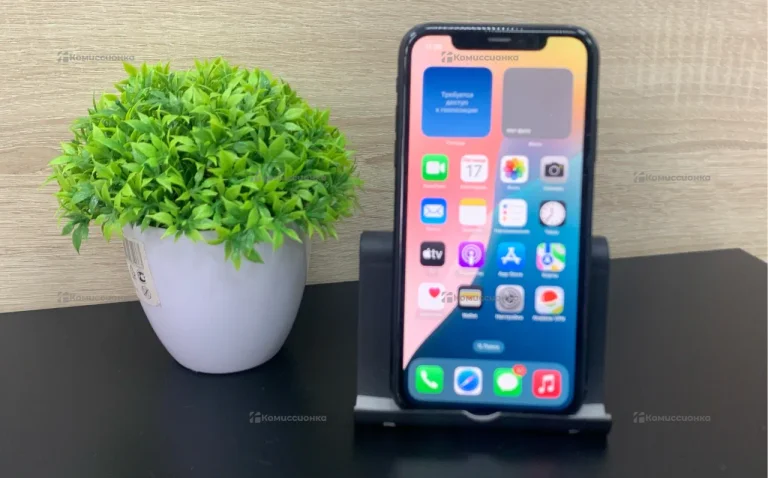 Apple iPhone XR 3/64 ГБ