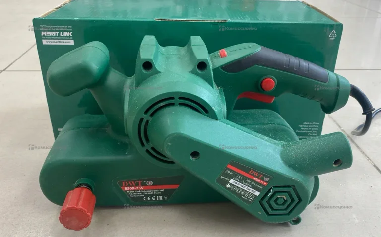 Ленточная шлифмашина DWT BS09-75 V