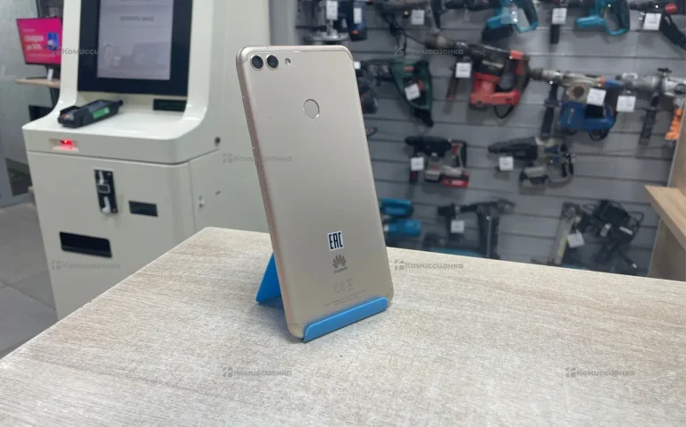 Huawei Y9 (2018) 3/32 ГБ