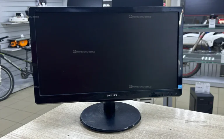 Монитор Philips 196V4LAB2