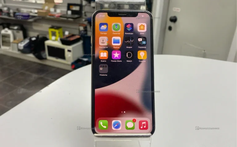 Apple iPhone X 3/64 ГБ