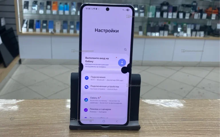 Samsung Galaxy Z Flip5 8/512 ГБ