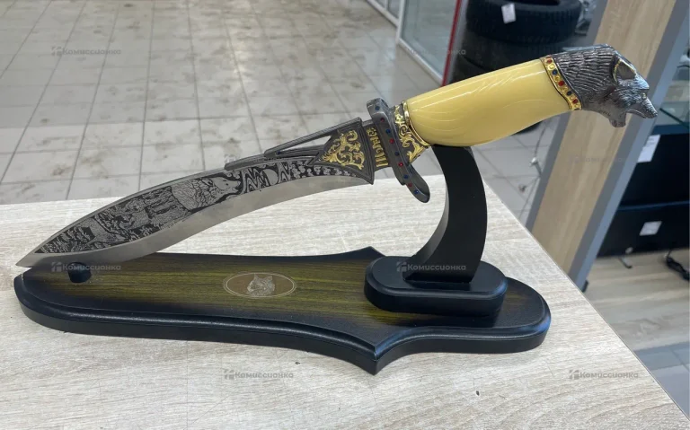 Нож сувенирный Волк