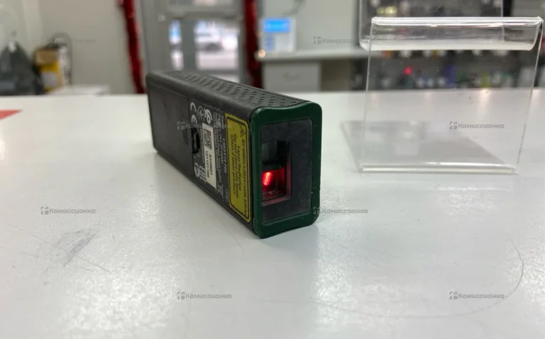 Лазерный дальномер Bosch Zamo 2