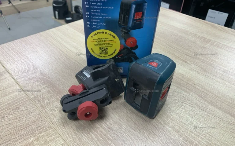 лазерныы уровень Bosch gll 2-10
