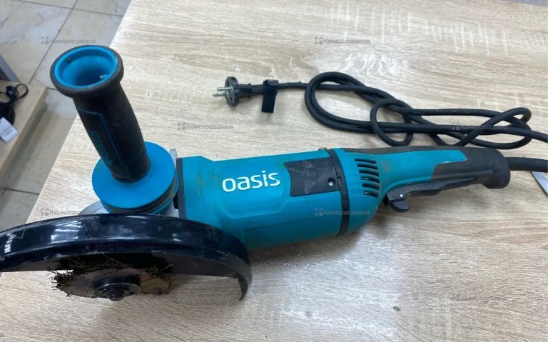 УШМ Oasis AG-230/230