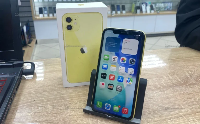 Apple iPhone 11 4/128 ГБ