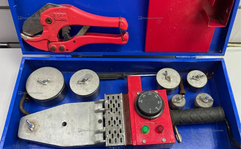 Сварочный аппарат для ПВХ Калибр сва-900т