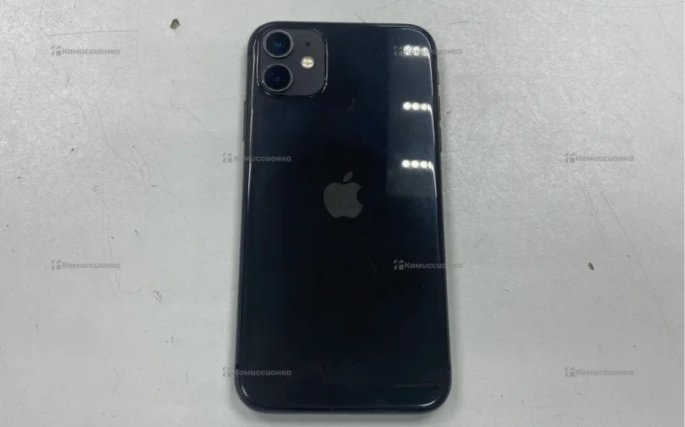 Apple iPhone 11 4/64 ГБ