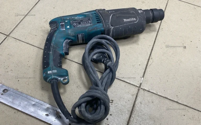 Перфоратор makita HR2470