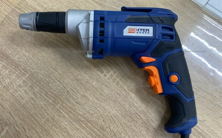 Шуруповерт по гипсокартону Dexter