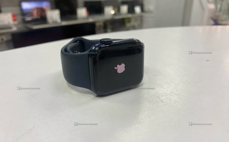 Часы  Apple Watch SE 40mm
