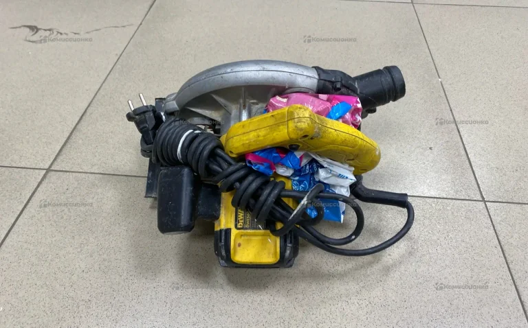 Дисковая пила dewalt DWE560