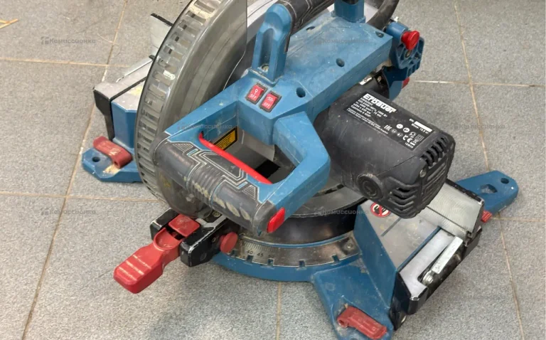 Торцовочная пила Erbauer EMIS254C