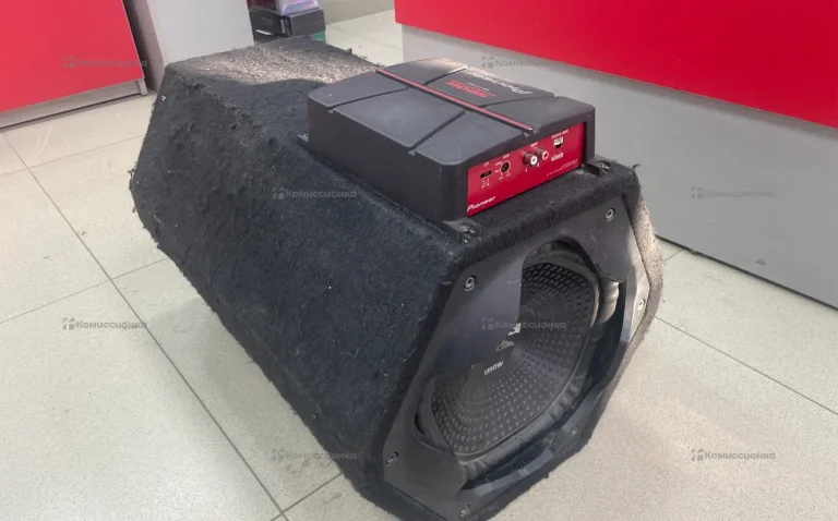 Сабвуфер  Sony Xplod 1350