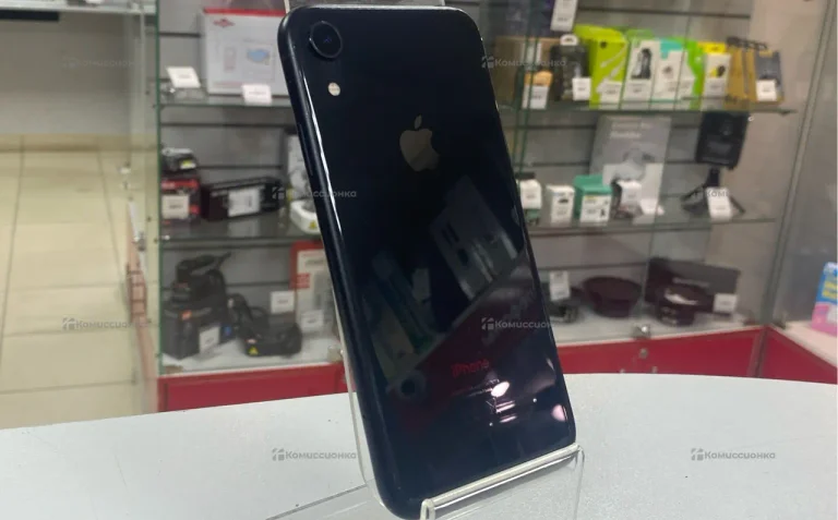 Apple iPhone XR 64GB..