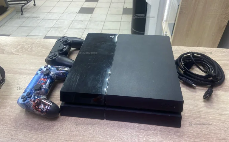 Приставка Sony PlayStation 4 Fat 500GBbb
