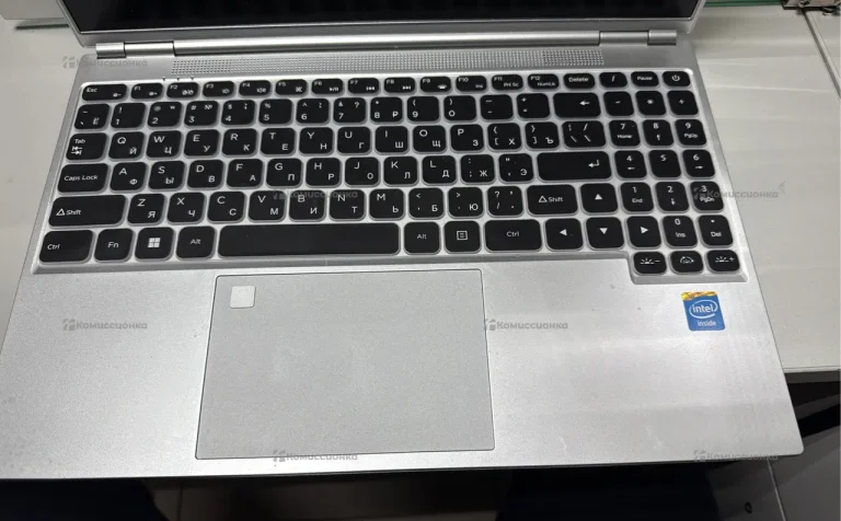 Ноутбук  Default X133D4