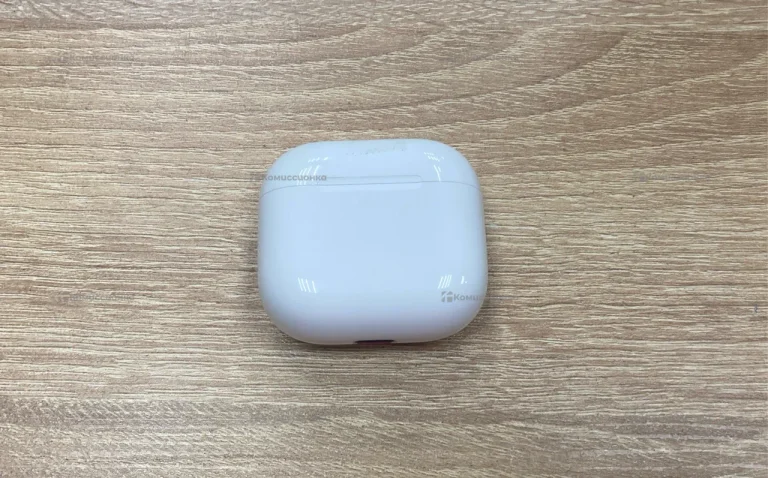 Наушники  Apple AirPods 4