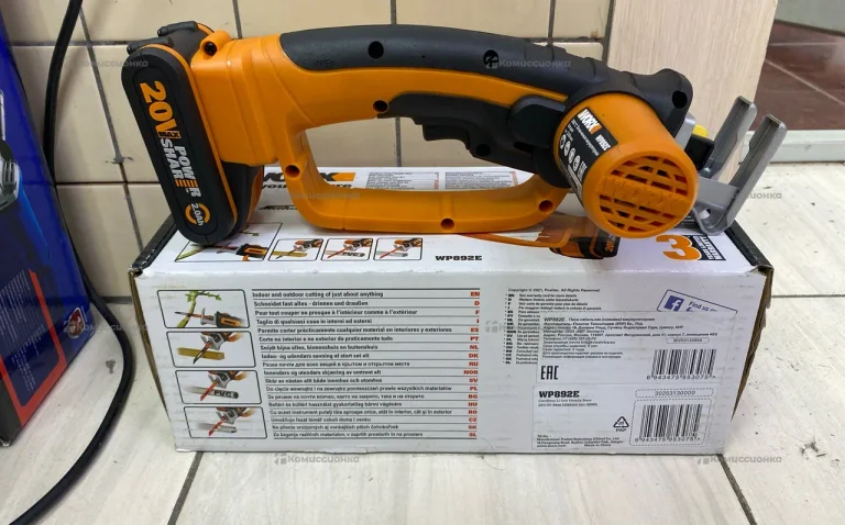 Пила сабельная аккумуляторная Worx WP892E