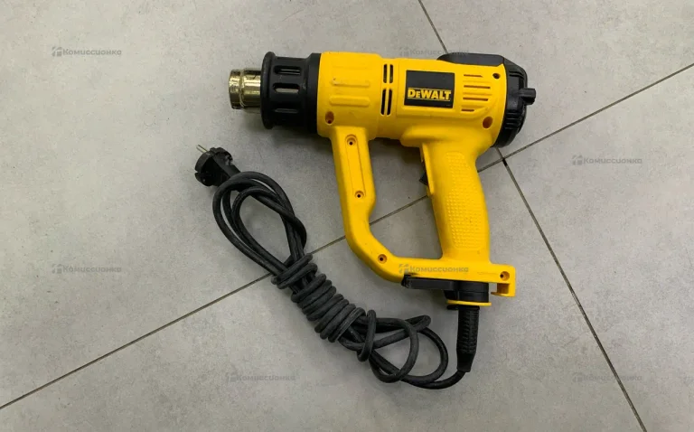 Профессиональный строительный фен dewalt D26414