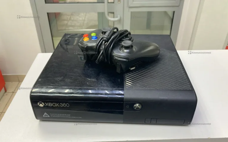 Приставка Xbox 360 E console 120gb