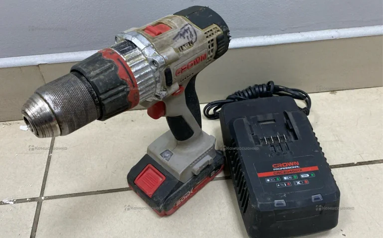 Аккумуляторный ударный шуруповерт CROWN CT21075HMX