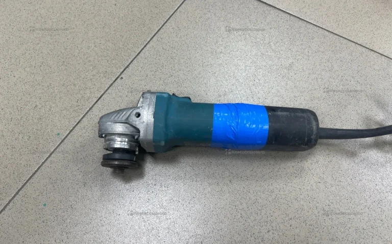 УШМ Makita 9558HNR