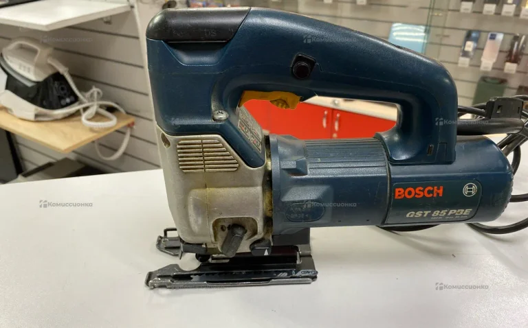 лобзик Bosch GST 85