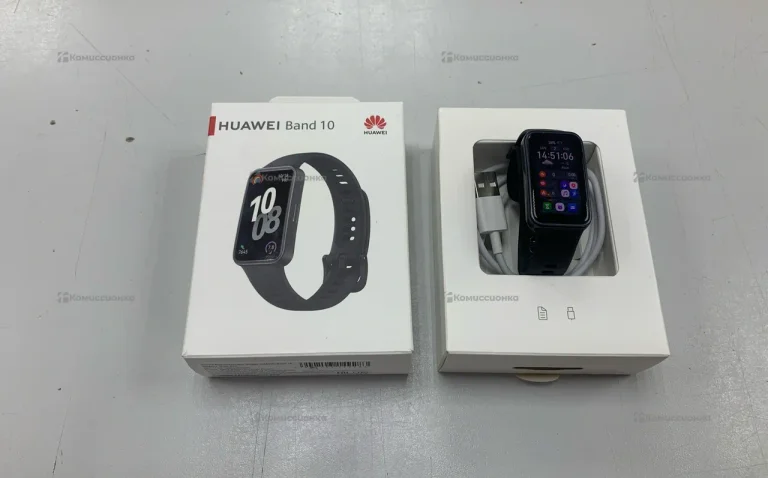 Часы  Huawei Band 10