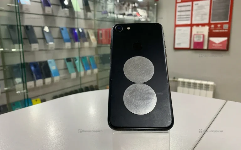 Apple iPhone 7 2/32 ГБ