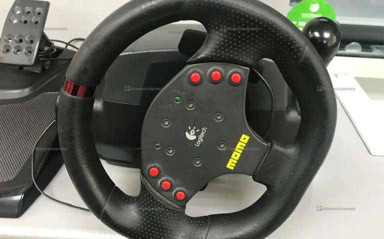 Игровые руль с педалями