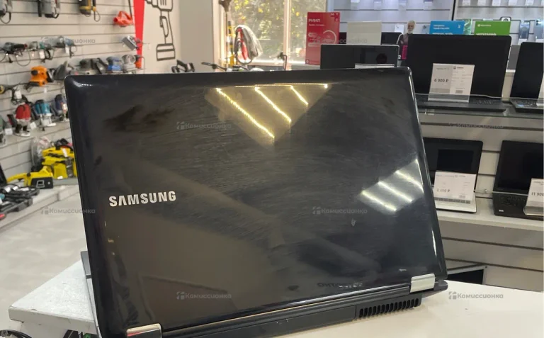 Ноутбук Samsung
