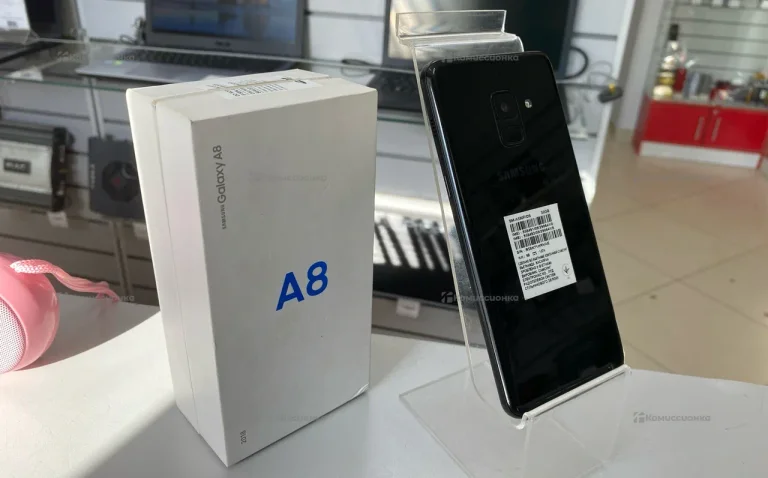 Samsung Galaxy A8 (2018) 4/64 ГБ