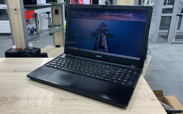 Ноутбук Acer V3-551G